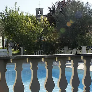 Carmel Hotel